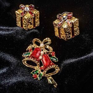 Holiday Jewelry Set: Bells and Holly Brooch & Wrapped Present Earrings